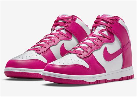 nike pink high dunks